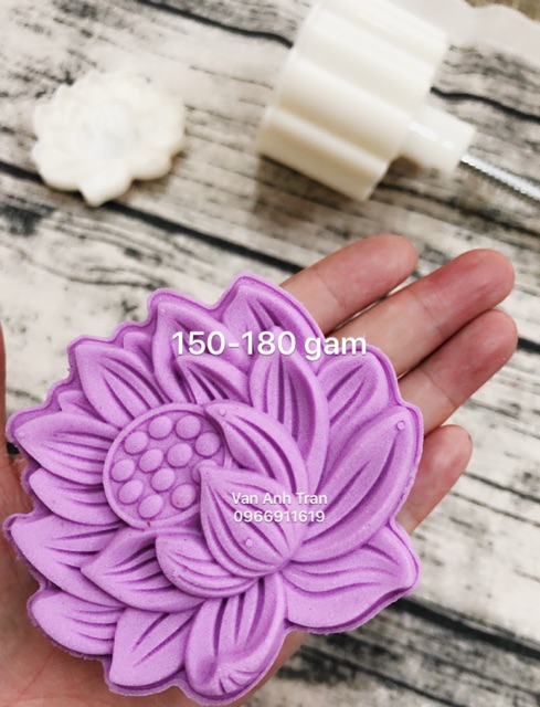 Khuôn lò xo 3D mẫu SEN đóng bánh trung thu 150-180gam