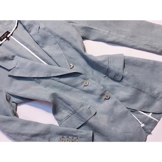 Khoác vest blazer 4 nút dọc túi đắp