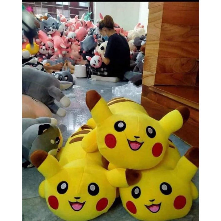 Gấu Bông Pikachu 40cm Dễ Thương , Gối Ôm Chất Nỉ Nhung Mềm Mịn Cho Bé