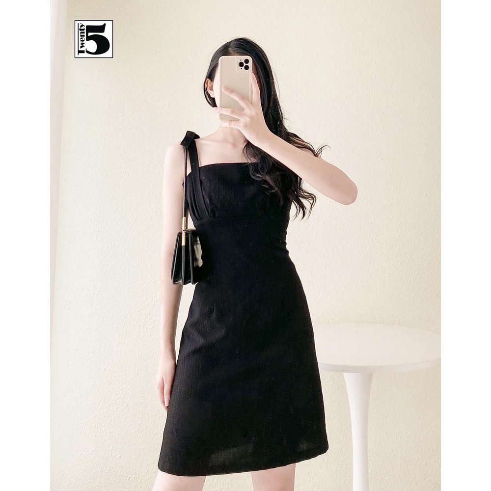 Đầm váy dự tiệc đi chơi đính dây thắt nơ vai nữ tính chất thun xốp Twentyfive TD36