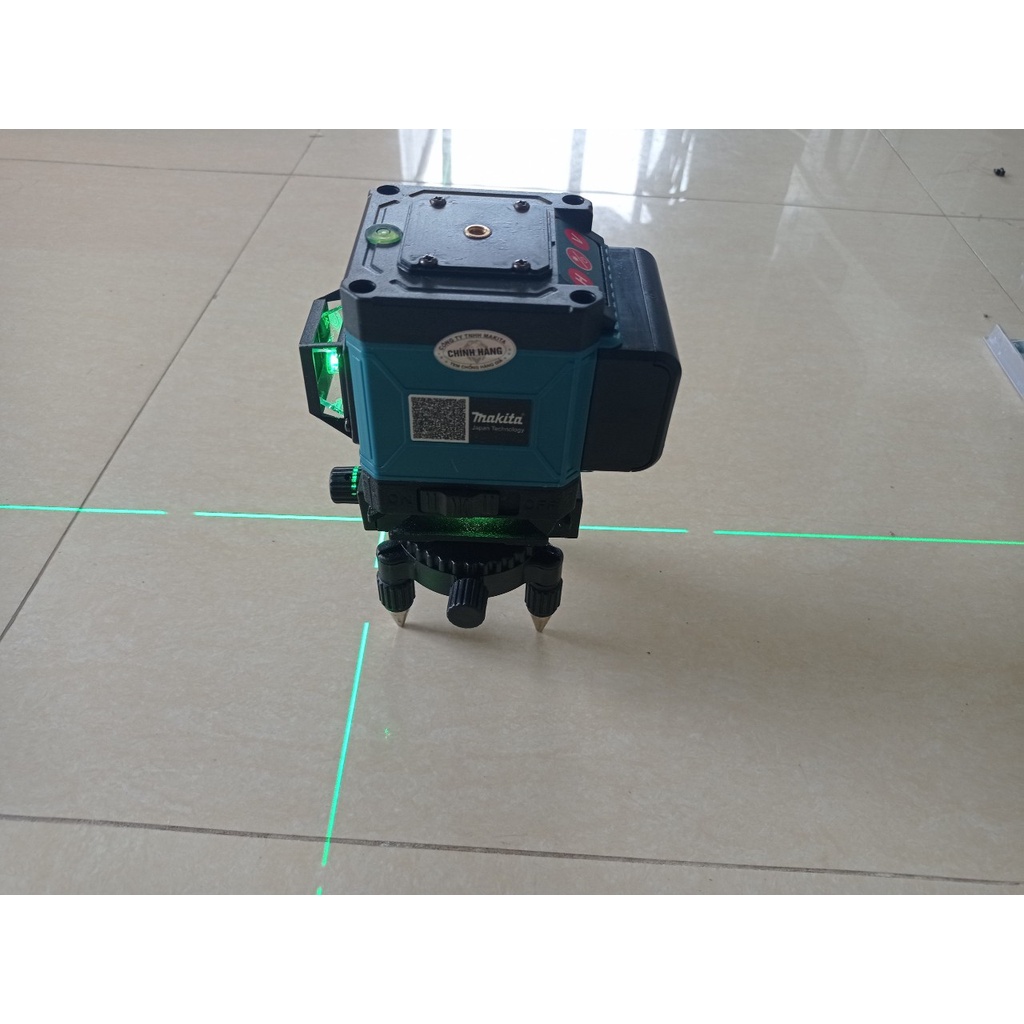 Máy bắn tia laser 12 tia xanh Makita  siêu nét có điều khiển từ xa cân bằng tự động