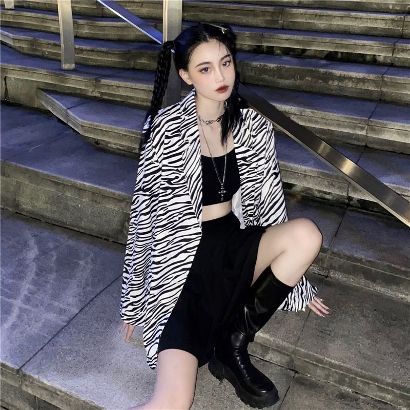 Áo khoác blazer tay dài kẻ sọc ngựa vằn phong cách Hàn Quốc cho nữ | BigBuy360 - bigbuy360.vn