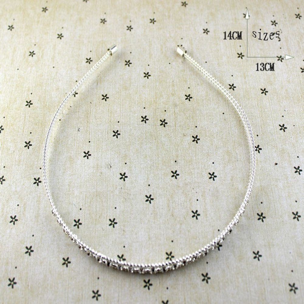 Băng đô kim loại đính pha lê