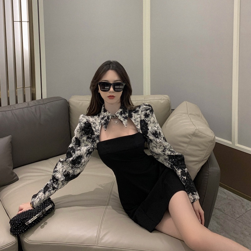 IELGY Đầm Dài Tay Màu Đen Thiết Kế Mỏng Thời Trang Dành Cho Nữ