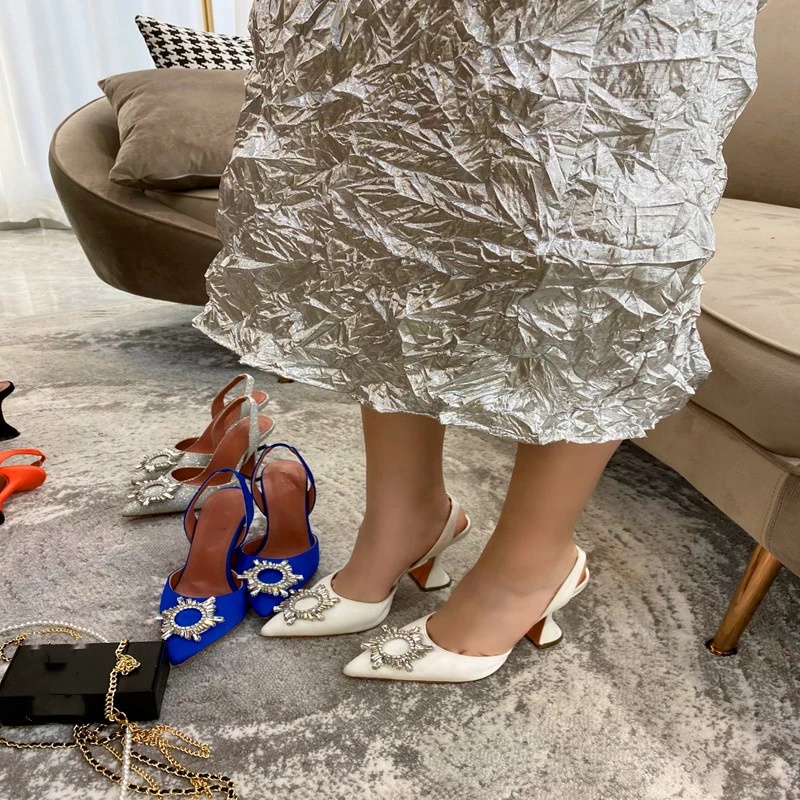 Không thể tái tạo được! Amina MUADDI Rosie Máy Bơm Lụa satin Pha Lê 7.5Cm Không Hộp