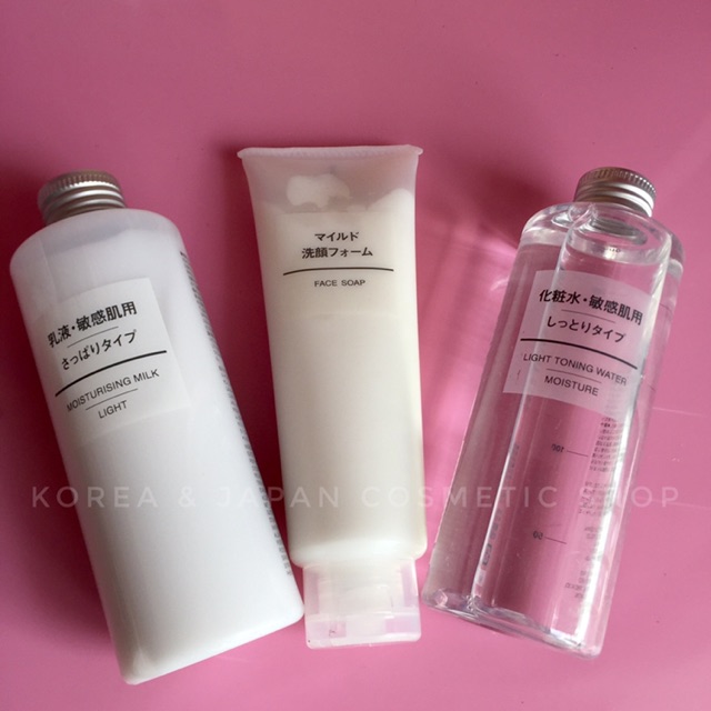 Sữa dưỡng ẩm Muji Moisturising Milk Light