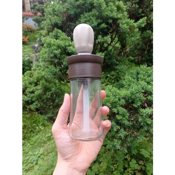 Lọ đựng dầu ăn 2in1 tặng kèm cọ quét dầu silicon chịu nhiệt cao