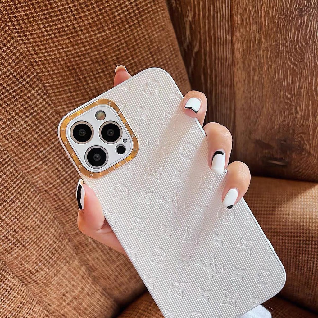 Ốp lưng iPhone LV mạ cao cấp