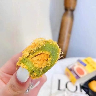 Bánh mochi ruốc trứng muối