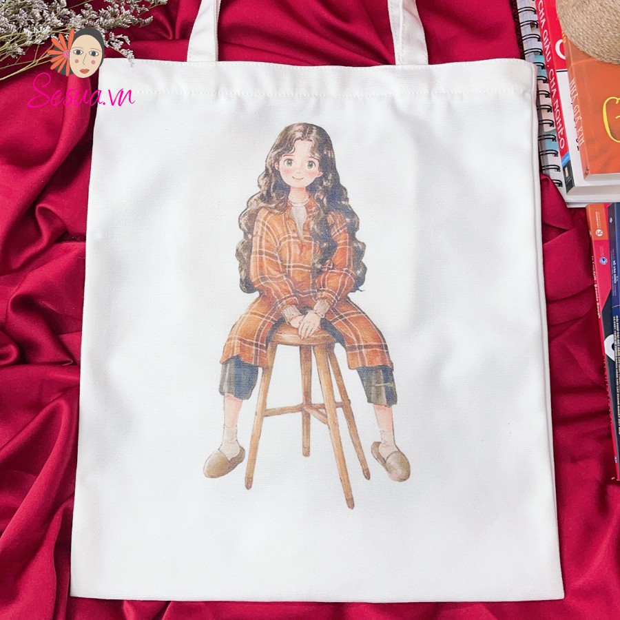 [Túi Thiết Kế-Fullbox quà tặng] Túi TOTE vải Canvas đeo vai phong cách hàn quốc, form unisex vintage - Girl ngồi Sesua