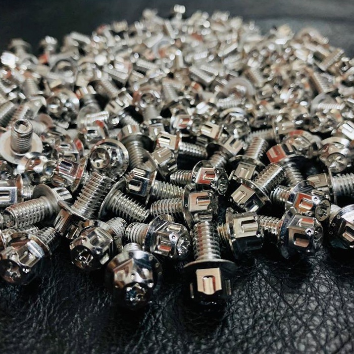 Ốc Salaya ốc 6li full size  inox 304 đầu trụ kích cỡ 6li10 6li15 6li20 6li25 6li30 6li40 6li50 6li60 6li70 6li80 6li90