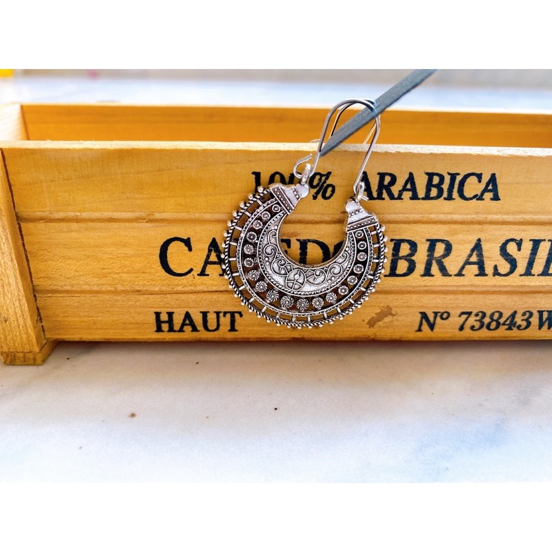 Khuyên tai Hàn Quốc