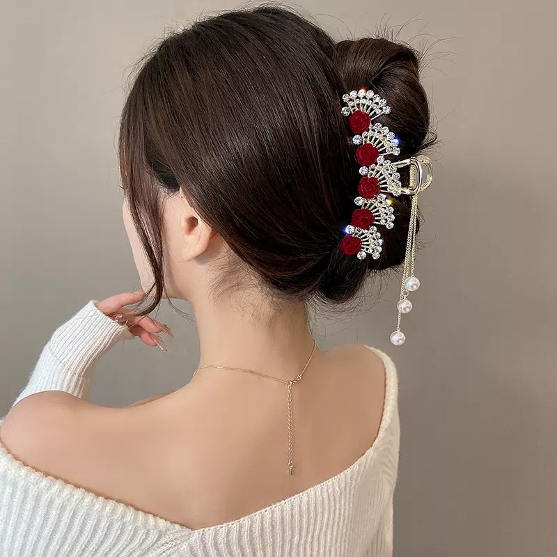 [Magpie] Kẹp Tóc Đính Kim Cương Giả Màu Đỏ Dạng Tua Rua Cao Cấp Dành Cho Nữ