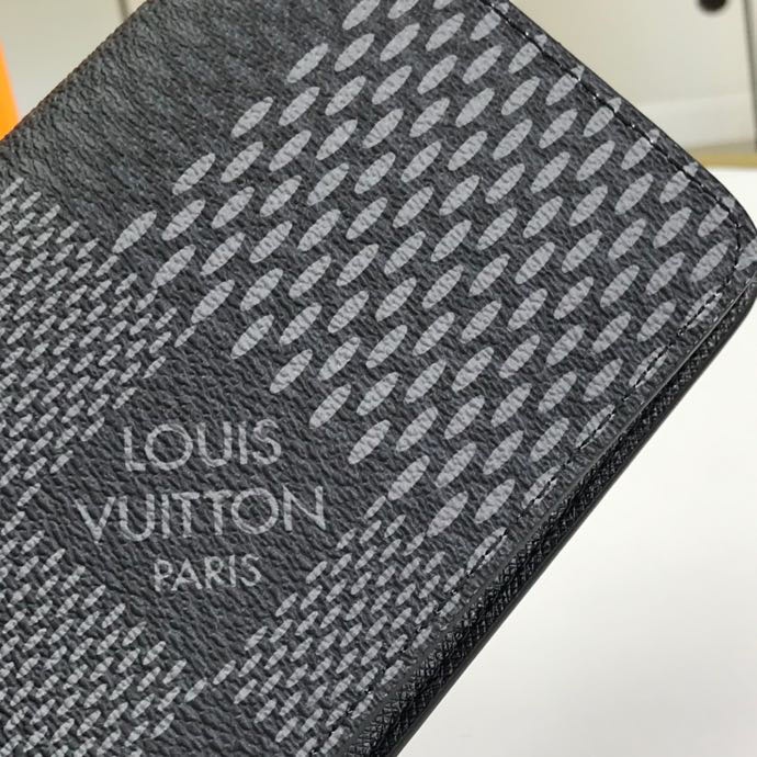 Ví dài nam mới Louis Vuitton