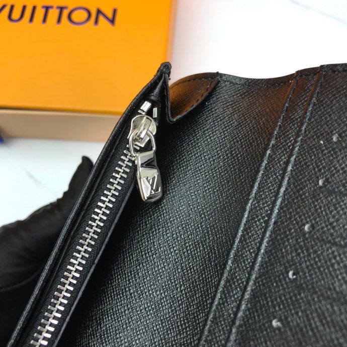 Ví dài nam mới Louis Vuitton