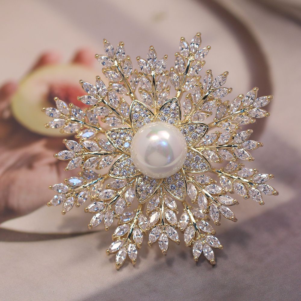 Ghim Cài Áo Hình Hoa Tuyết Đính Đá zircon Ngọc Trai Cao Cấp Phong Cách Hàn Quốc