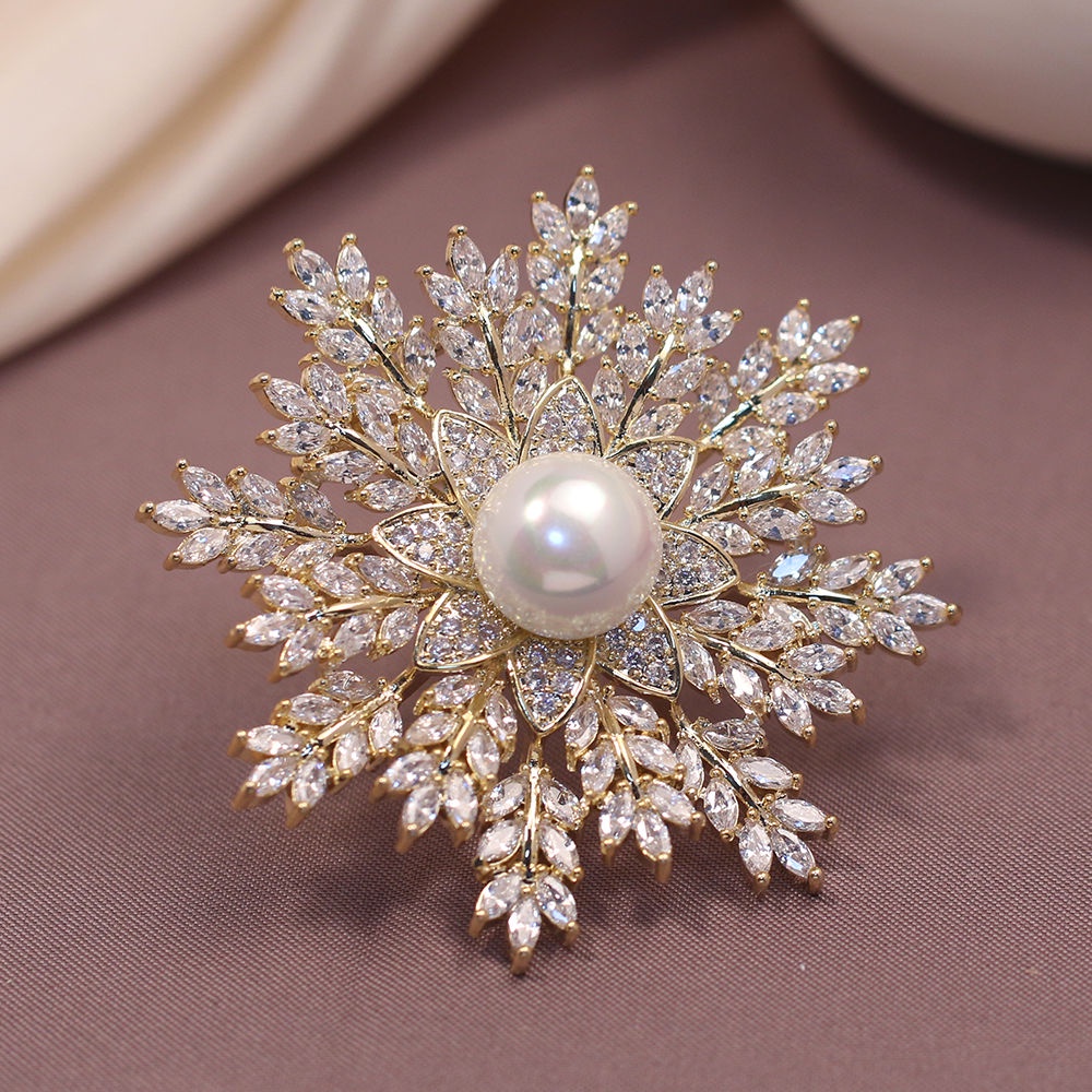 Ghim Cài Áo Hình Hoa Tuyết Đính Đá zircon Ngọc Trai Cao Cấp Phong Cách Hàn Quốc