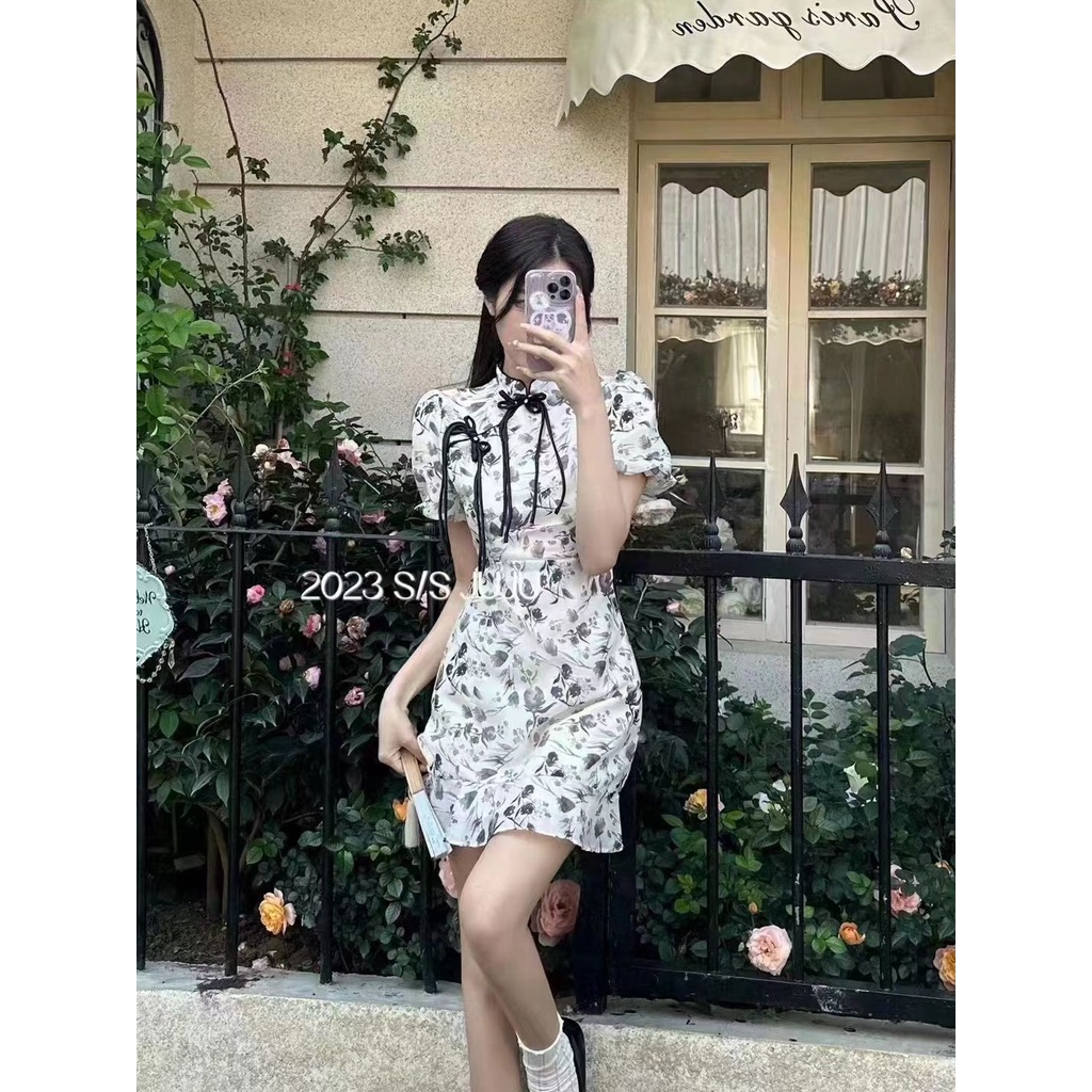 Đầm Sườn Xám Cách Tân Cổ Đứng Cài Nút Họa Tiết Hoa Và Bướm Lưng Cao Kiểu Hiện Đại Thời Trang Mùa Hè