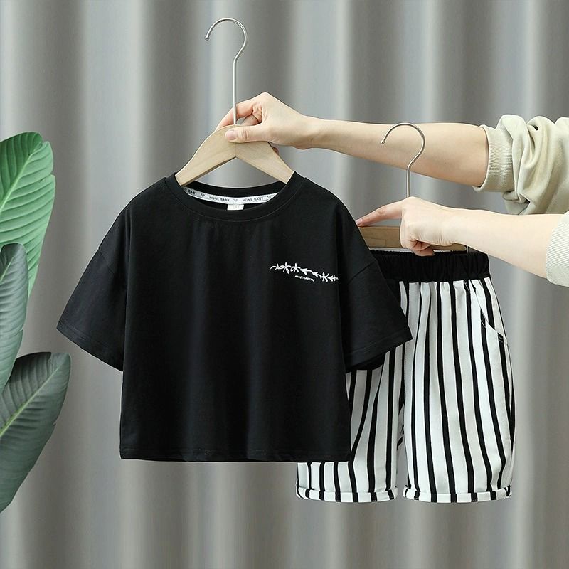 Set Đồ Mùa Hè 2023 Hai Món Gồm Áo Tay Cộc Thời Trang Mát Mẻ Cho Bé Trai