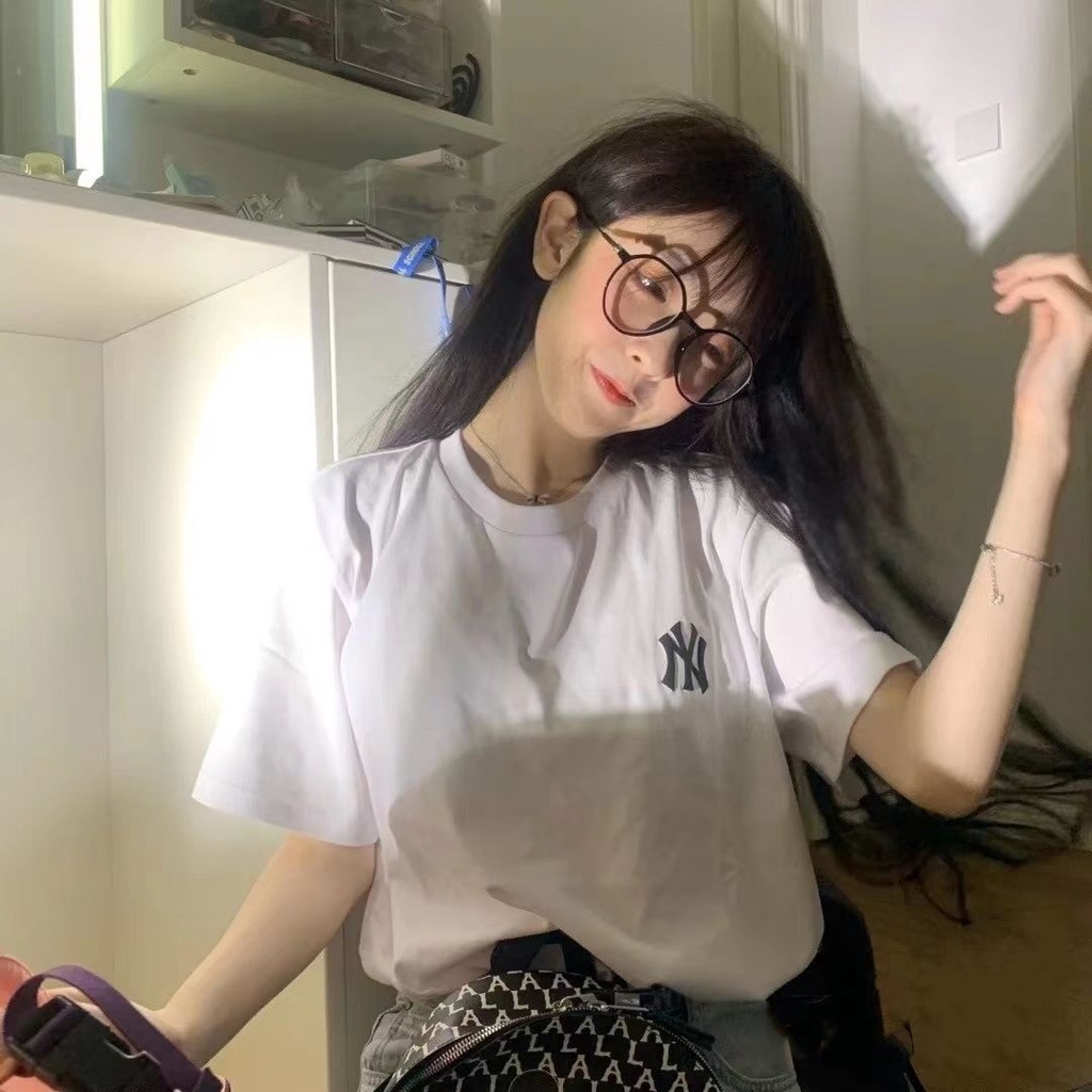[Bán Tại At a loss] Áo Thun Thể Thao Dáng Rộng Tay Ngắn Màu Trắng Đen Phong Cách Hàn Quốc Mùa Hè Đơn Giản Cho Cặp Đôi
