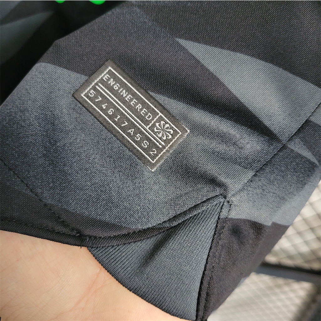 Áo Thun Bóng Đá Liverpool jersey | Áo Sơ Mi Đen Thủ Môn Chất Lượng Cao 2023 / 24 ''