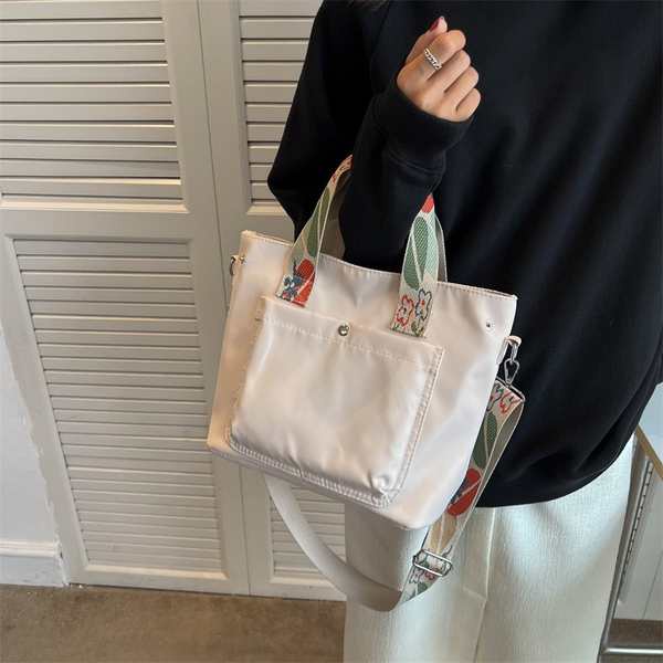 Túi Đeo Chéo Bằng Vải canvas Thời Trang Dành Cho Mẹ Bỉm Sữa