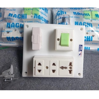 Bảng điện nổi 10a 1 ổ cắm 3, 1 công tắc và 1 cầu chì nachi bđ3