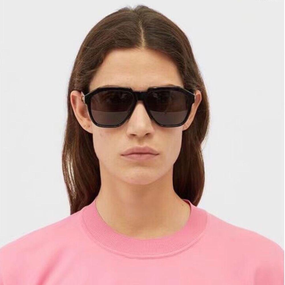 Kính Râm Chống Tia UV400 Đa Giác Họa Tiết Da Báo Thời Trang VANES1