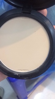 Phấn Mac NC20