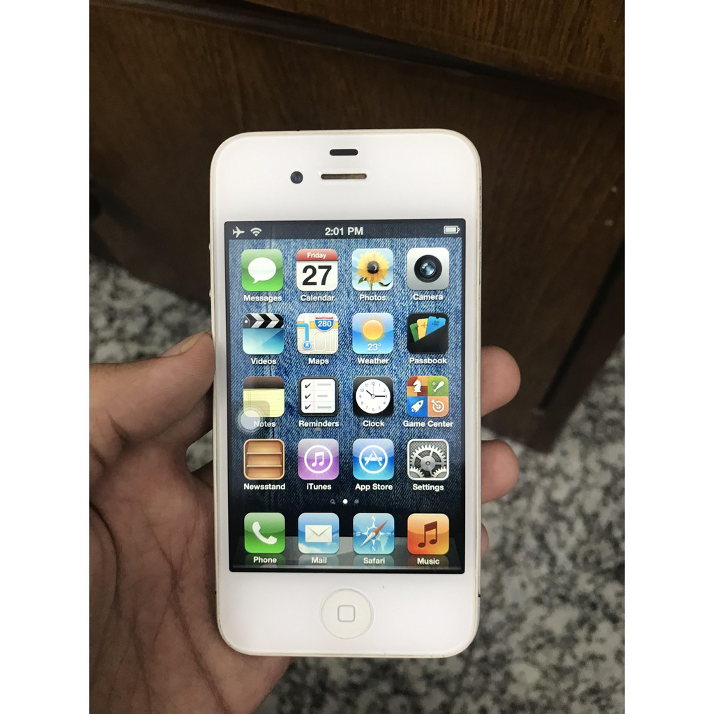 Điện thoai táo | IPhone 4 lắp được sim - tặng kèm cáp sạc,bảo hành toàn quốc,zin