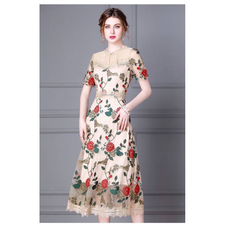 HÀNG QC - ĐẦM XOÈ REN LƯỚI THÊU HOA HỒNG ĐỎ - MH294