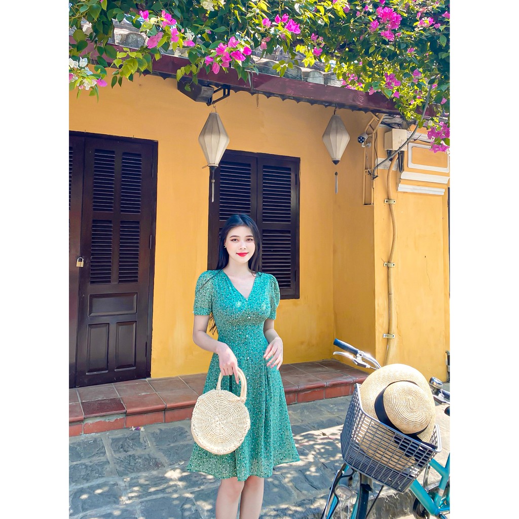 [Mã FAGREEN1505 giảm tới 30K đơn 99K] Váy cổ V phối cúc ngọc giữa Zym’s House - LT153 | BigBuy360 - bigbuy360.vn