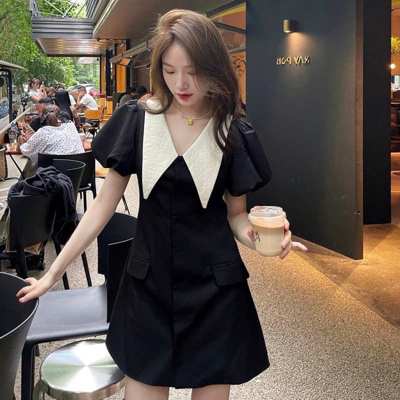 Váy đen ống tay bồng vạt cổ nhọn - hàng có sẵn