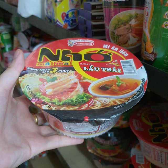 Mì bát Nhớ 84g