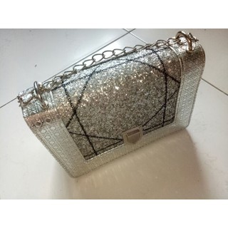 Túi đi tiệc dây xích