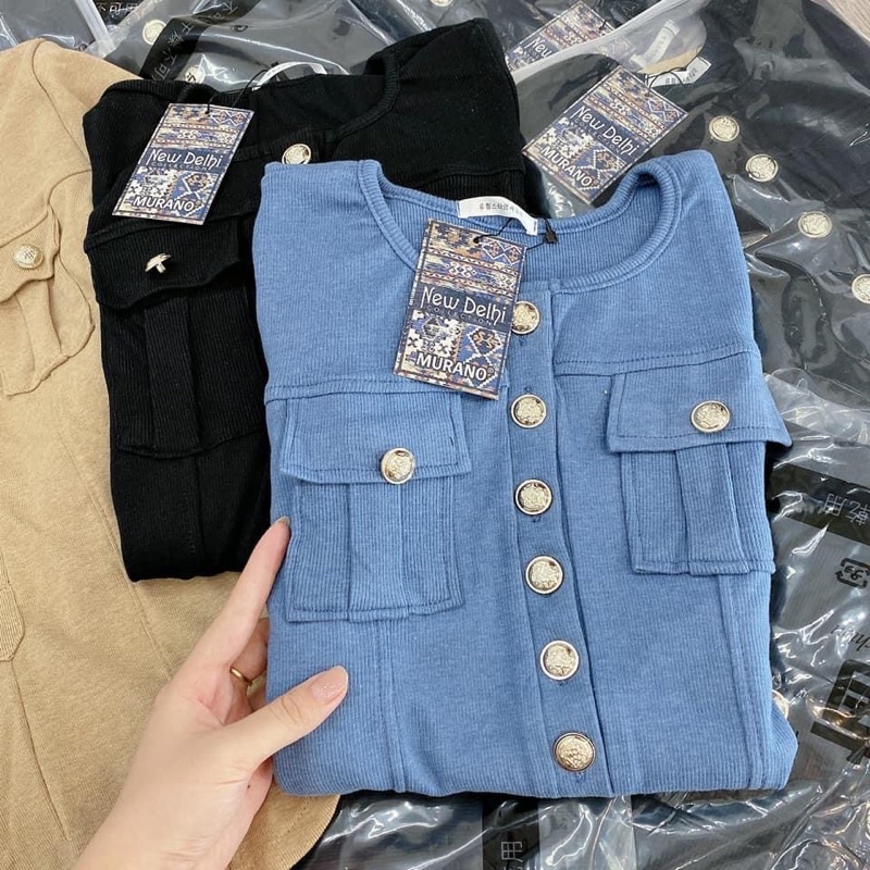 Áo len tăm mongtoghi đính cúc 2 túi hộp | BigBuy360 - bigbuy360.vn