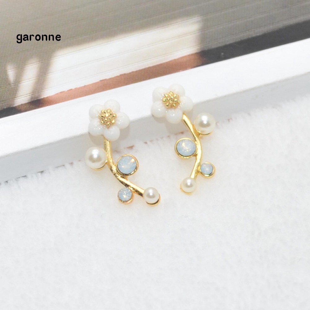 GA_Women Earrings Party Jewelry Flower Faux Pearl Shiny Rhinestone Sweet Ear Studs
