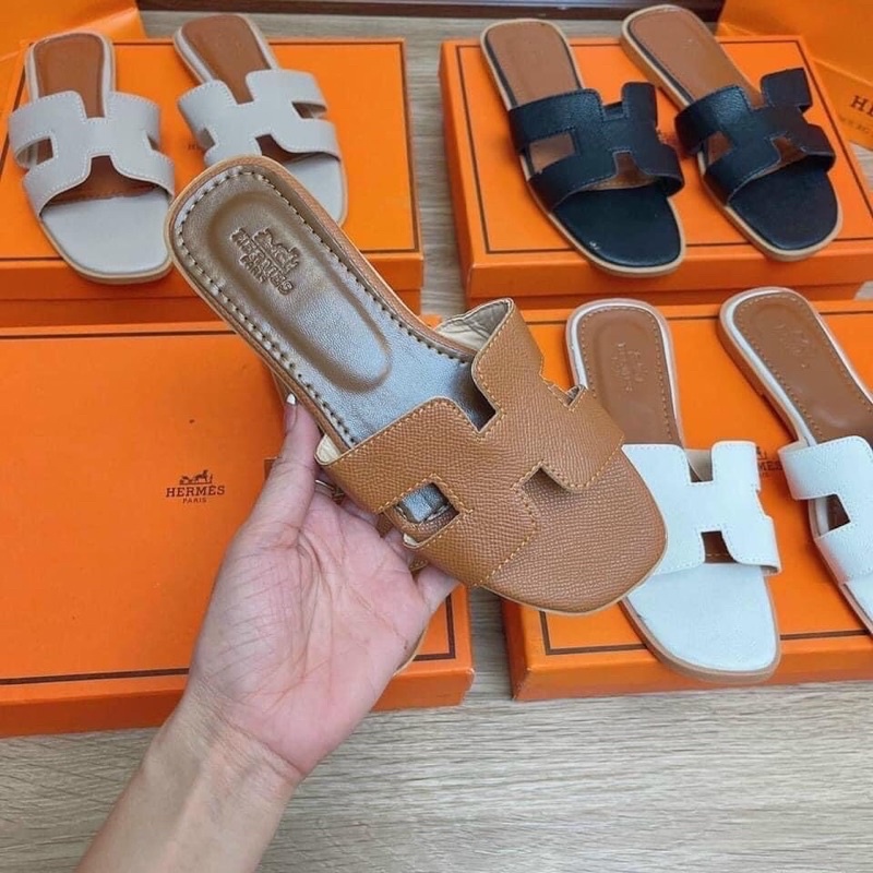 Hàng sẵn giao ngay Dép lê nữ chữ H da sần ,sẵn 3 màu đen, trắng, nâu, dập chữ , ảnh thật ở cuối