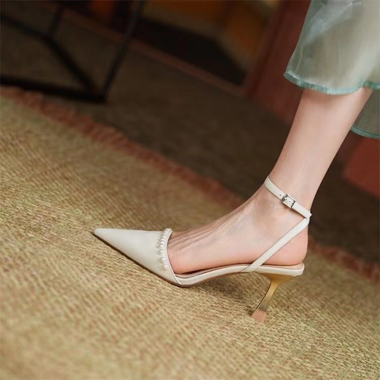 Giày Sandal Cao Gót Mũi Nhọn Cài Khóa Ngọc Trai Thời Trang Mùa Hè Hàng Mới 2022 Dành Cho Bạn Nữ
