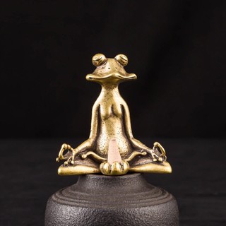 Tượng Trưng Bày Phong Thủy Bằng Đồng Hình Ếch Ngồi Thiền (Kích cỡ: 5.2 x 4.9cm)