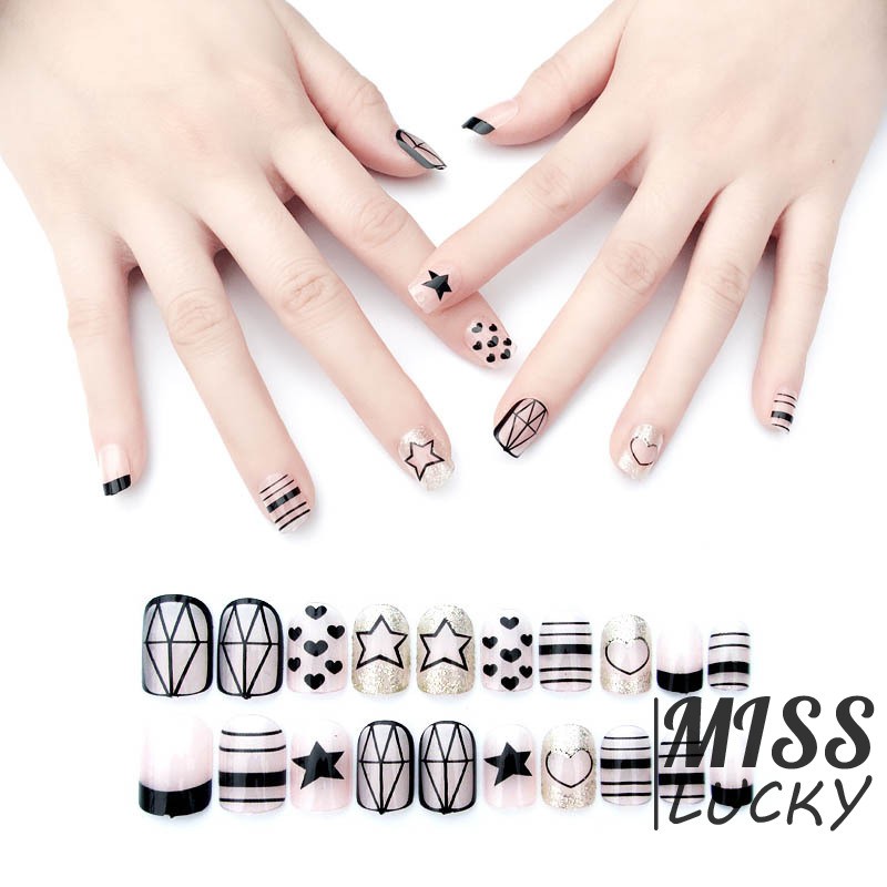 Bộ Móng Tay Giả Trong Suốt Dễ Thương Kèm Keo Dán Để Làm Đẹp