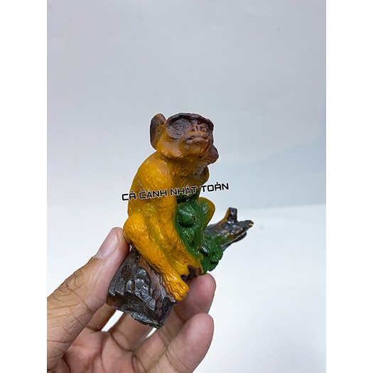 KHỈ ÔM CON TRANG TRÍ BỂ CÁ, TIỂU CẢNH NON BỘ CAO 7CM