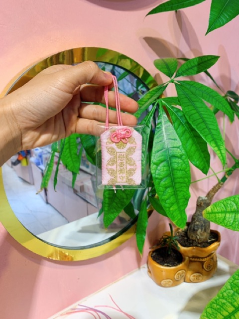 Móc khóa túi gấm may mắn Omamori Nhật