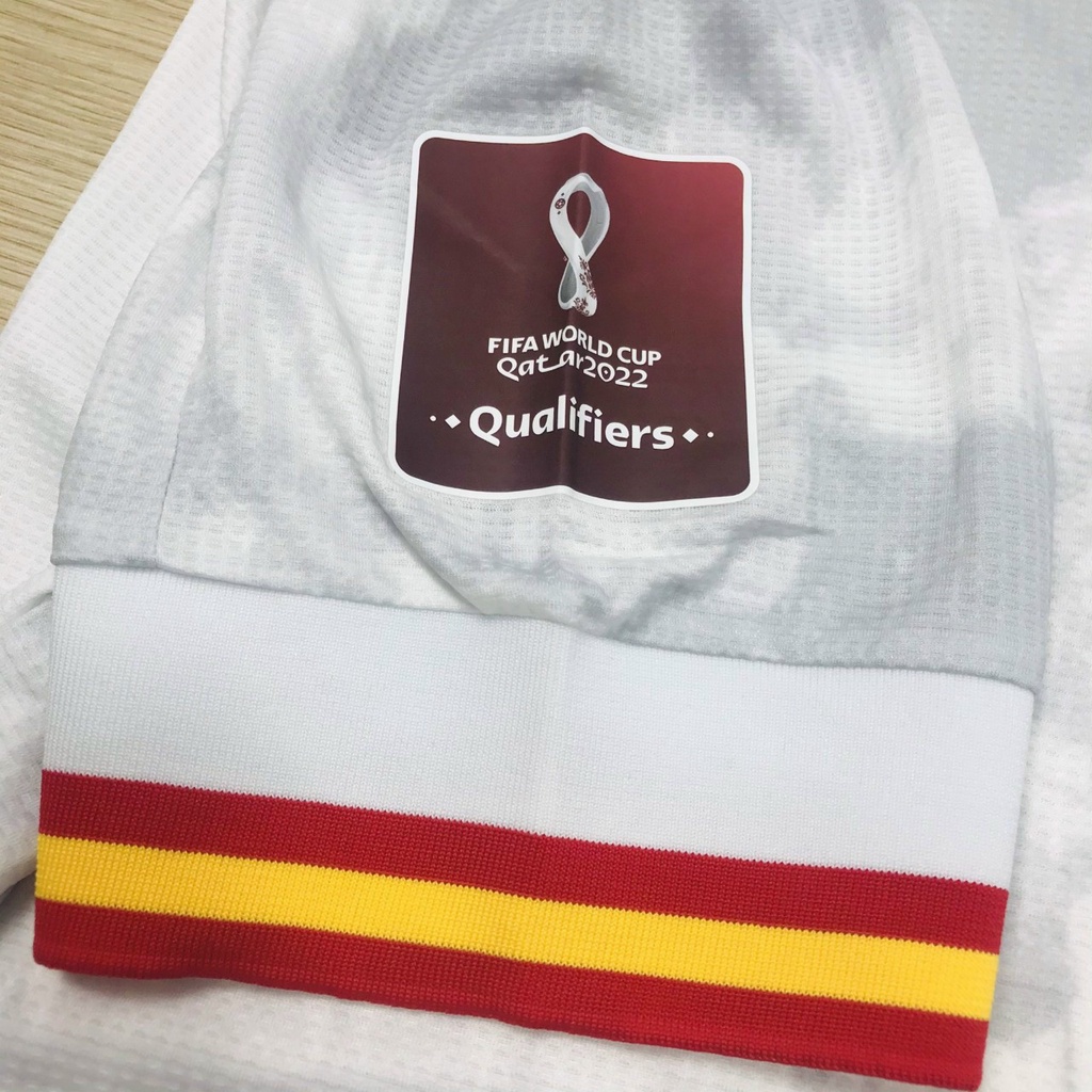 Áo Bóng Đá Đội Tuyển Tây Ban Nha WC 2022 - Chuẩn Mẫu Thi Đấu - Vải Polyester Thái Gai Lưới