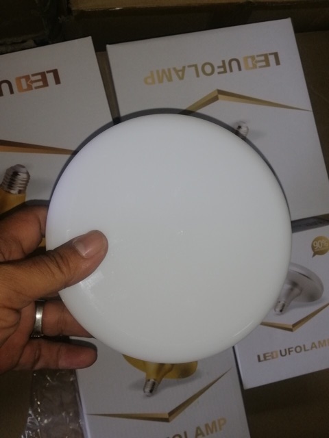 Đĩa bay đèn led 24W ánh sáng trắng 6500k