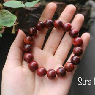 Vòng gỗ sưa 12 m m