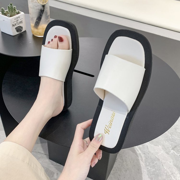 Dép nữ đế bệt, quai ngang dép siêu nhẹ siêu êm có hai màu đen trắng size 35-39  - DB.01