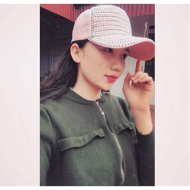Mũ đính đá ngọc