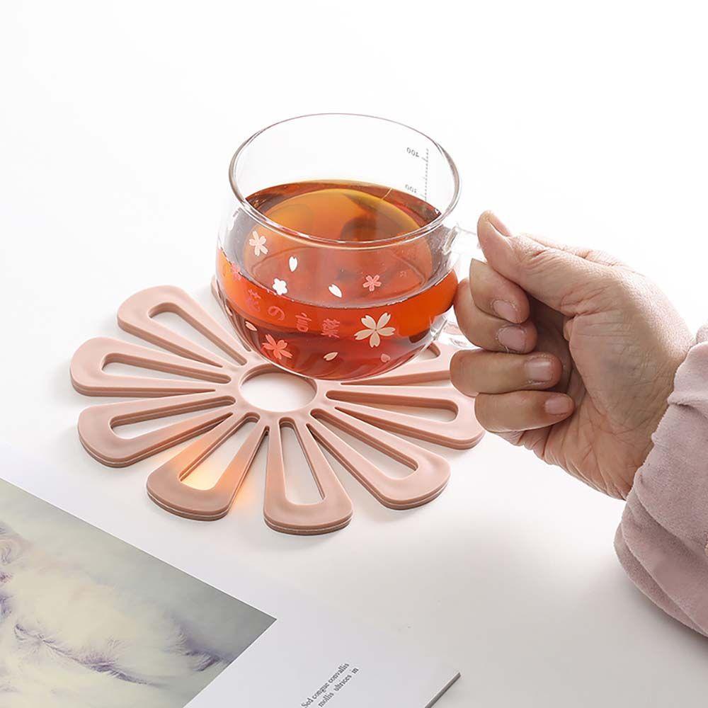 Đế Lót Nồi Cách Nhiệt Hình Bông Hoa Dùng Trang Trí Bàn Ăn