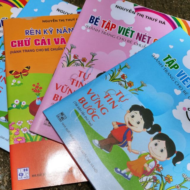 Vở tập viết Thúy Hà